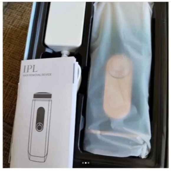 Laser Hair Remover Kit At Home New In Box IPL Brand At Home Hair Removal Device - Picture 4 of 6